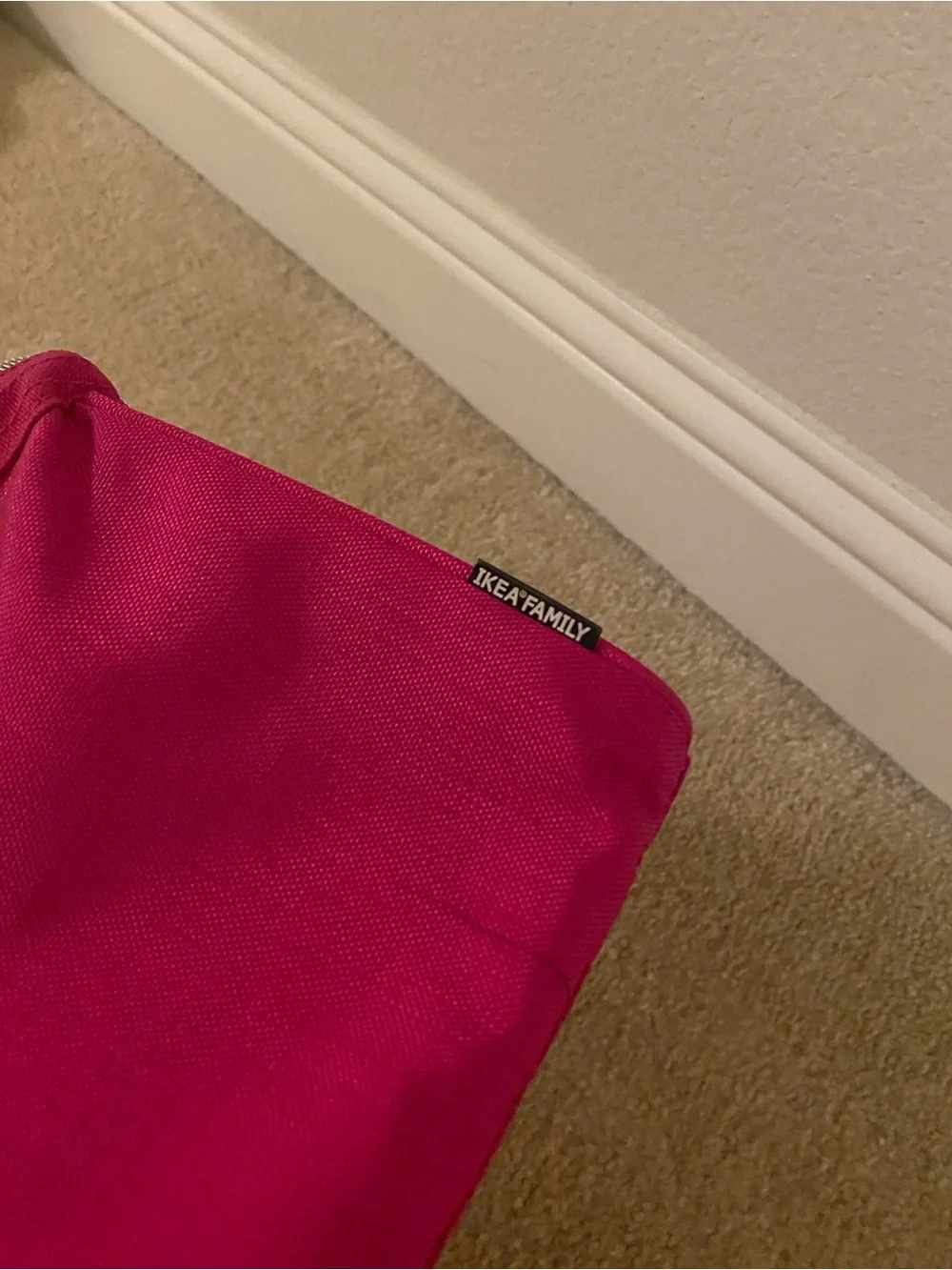 IKEA Magenta Travel Cosmetic Pouch Women cosmetic bag makeup bag travel
